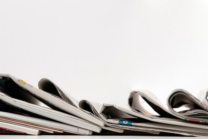 Песков объяснил ограничения в отношении книг и фильмов